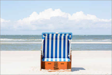 Poster Beach chair on the beach