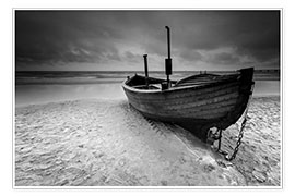 Poster Fishing boat on the beach monochrome